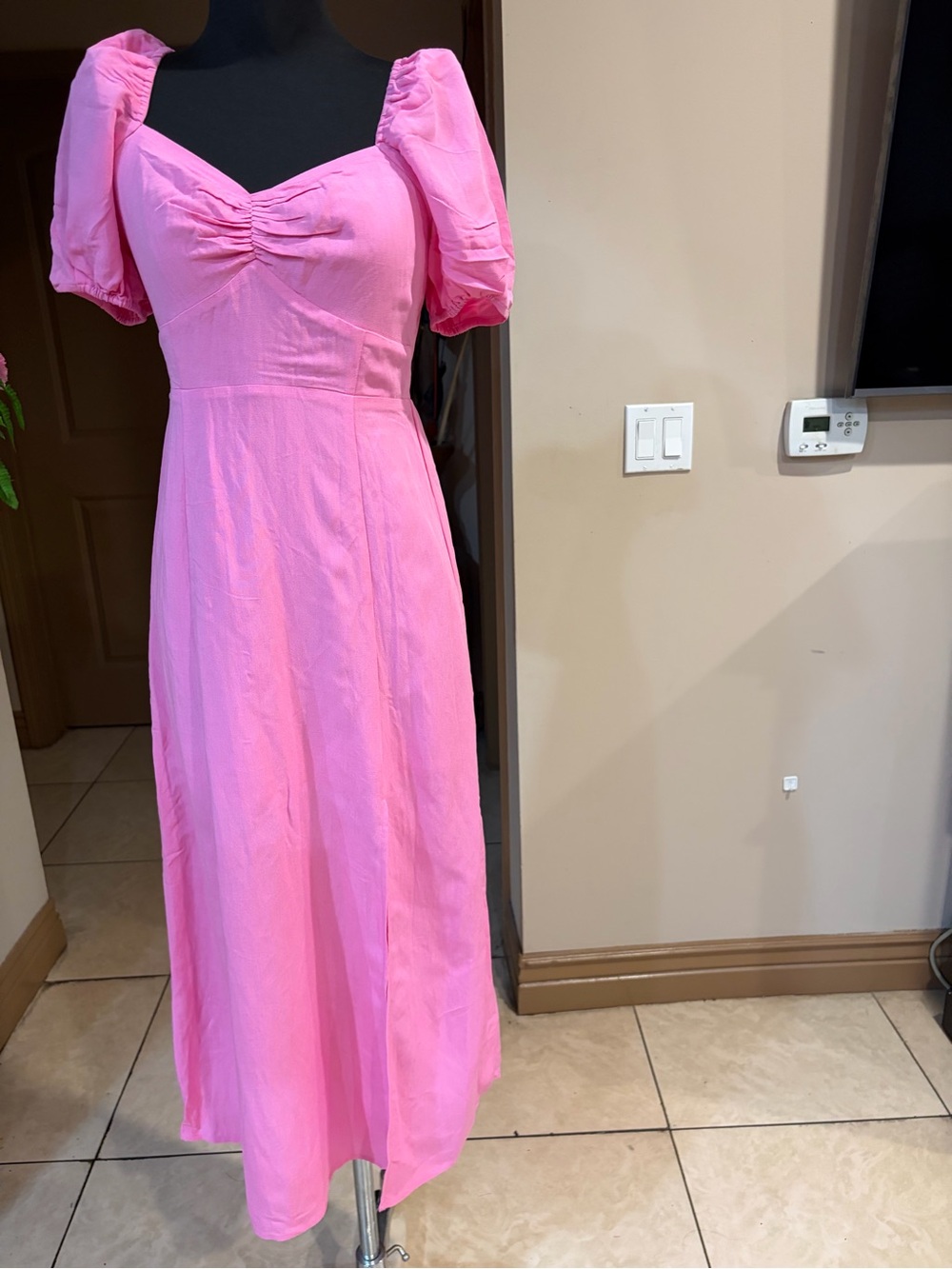 Sweetheart Puff-Sleeve Pink Maxi Dress